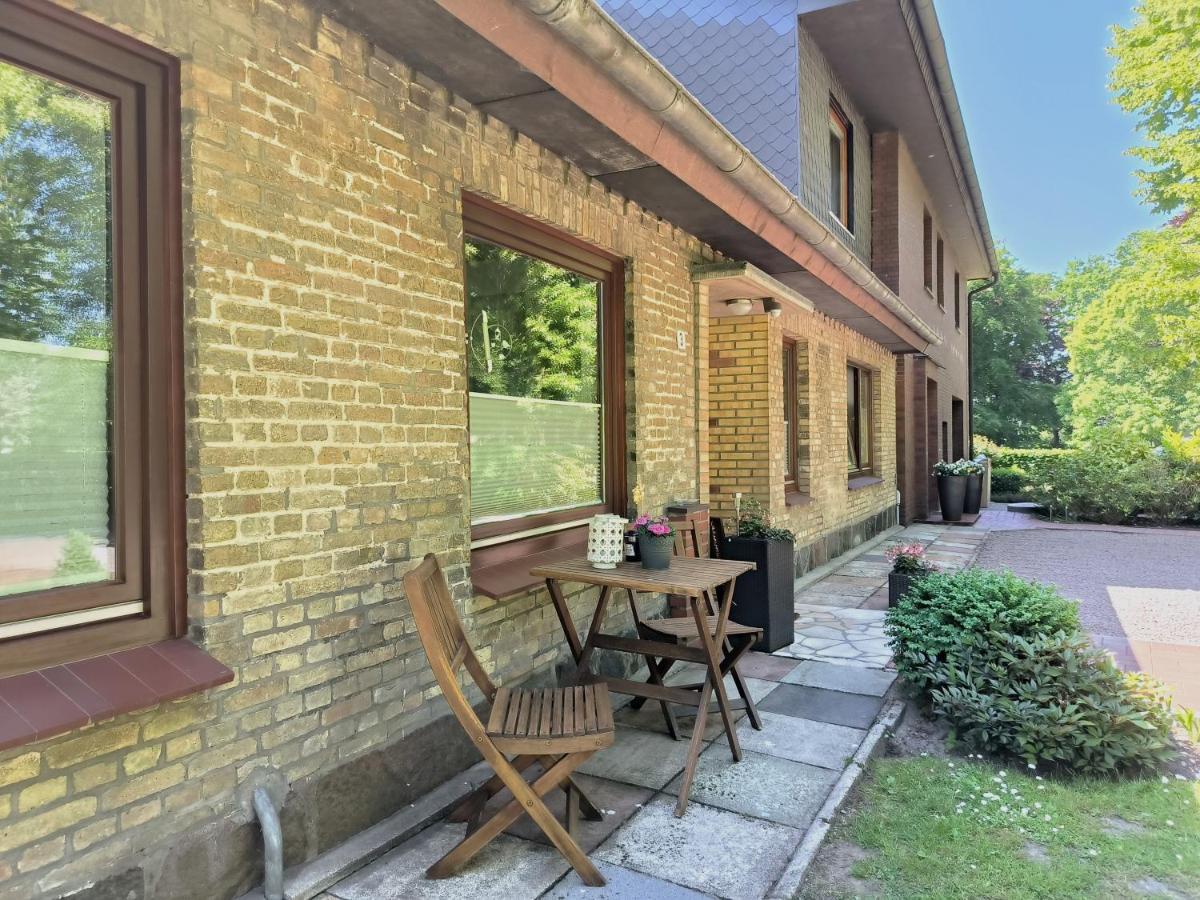Ferienwohnung Zwischen Den Meeren - Schoene Und Gemuetliche Fewo Mit Garten Dorpstedt Exterior photo