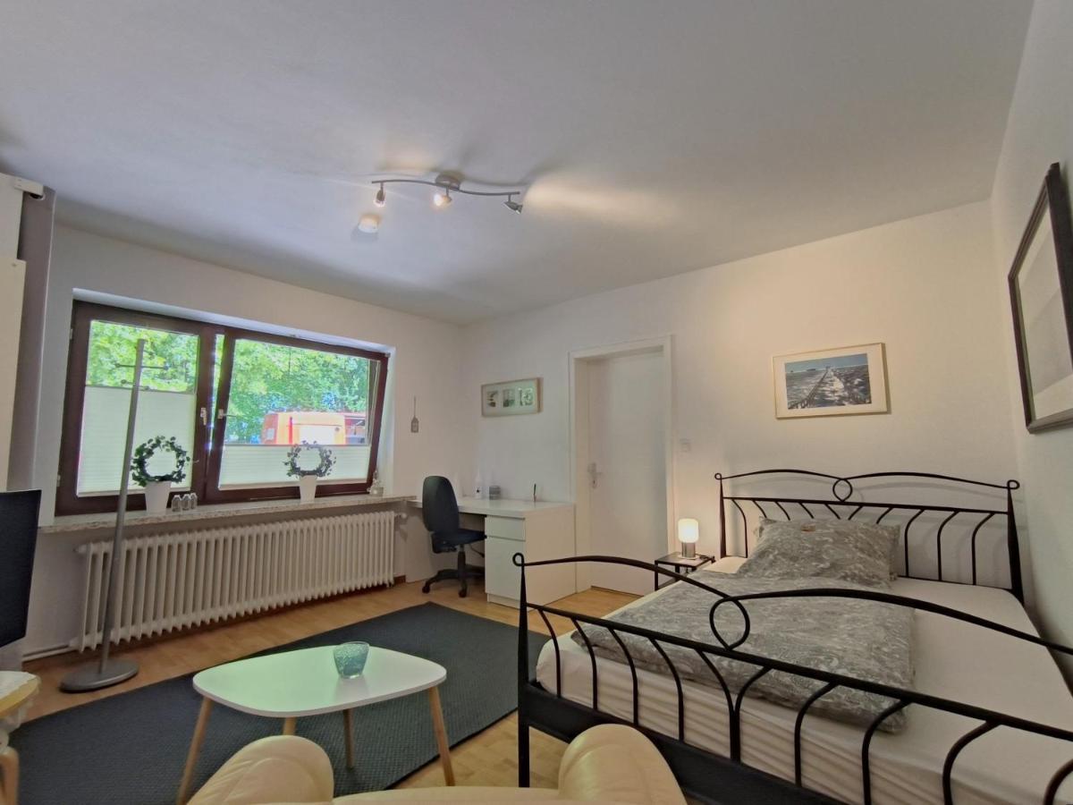 Ferienwohnung Zwischen Den Meeren - Schoene Und Gemuetliche Fewo Mit Garten Dorpstedt Exterior photo